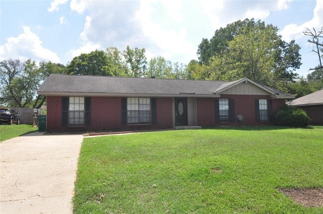 Photo - 164 Camellia Ct