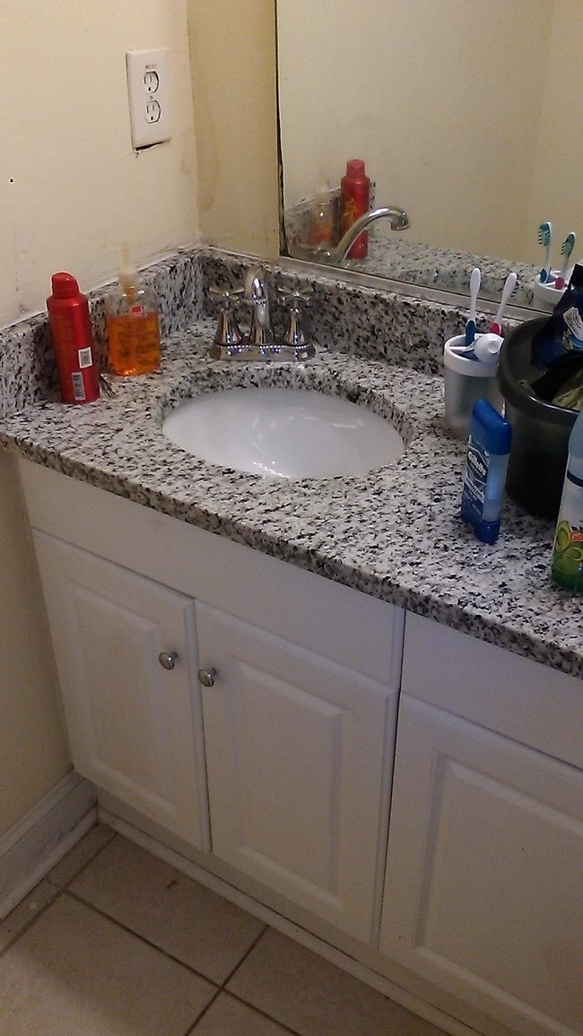 Photo - 133 St Philip St Unidad B