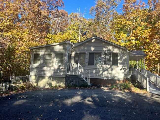 Photo - Beautifully secluded home right in the Vil...