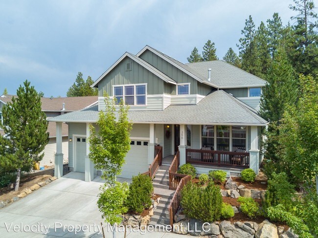 4 br, 3 bath House - 356 NW Flagline Dr. - 4 br, 3 bath House - 356 NW Flagline Dr.