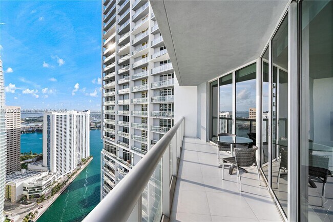 Photo - 475 Brickell Ave Condo Unit 4514