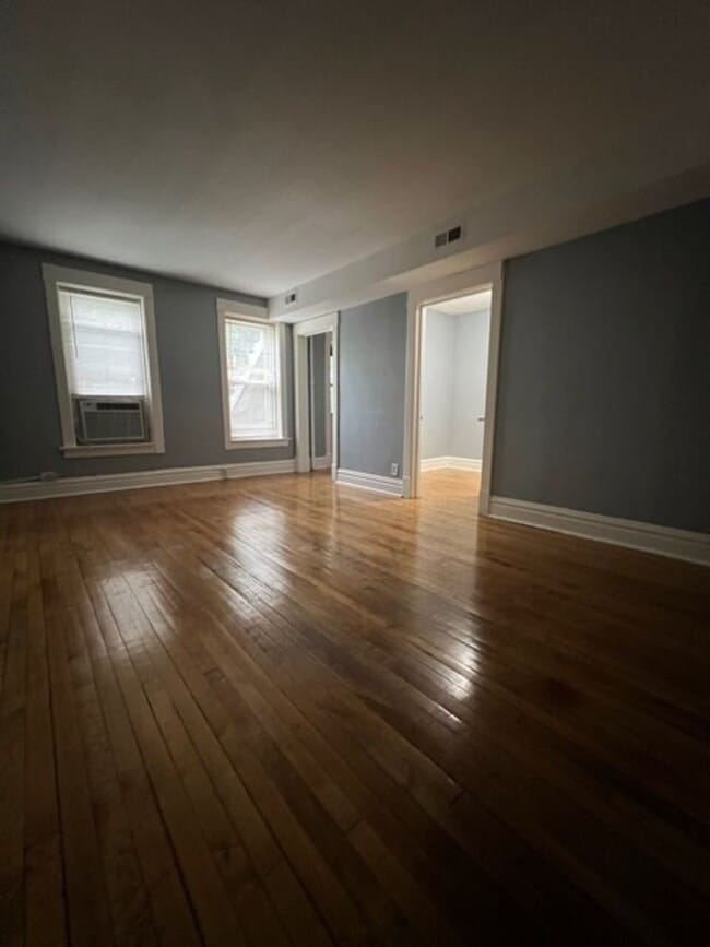 Photo - 10840 S. Avenue N. Unit 1