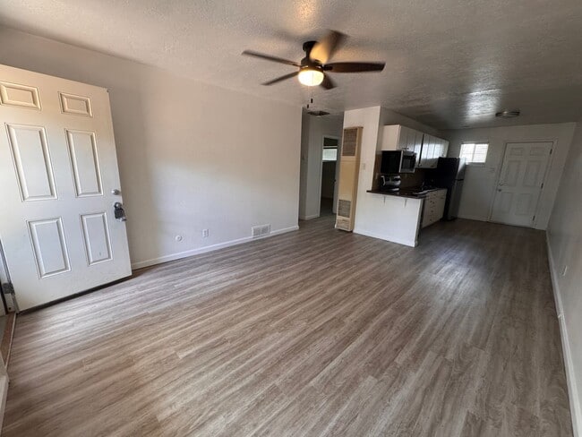 Photo - 9400 Candelaria Rd NE Unit 1196 - 9400 Candelaria Rd NE, C