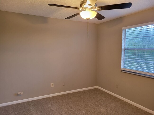 Photo - $1095 - 2/1.5 - Arlington - Super Cute - Great Location