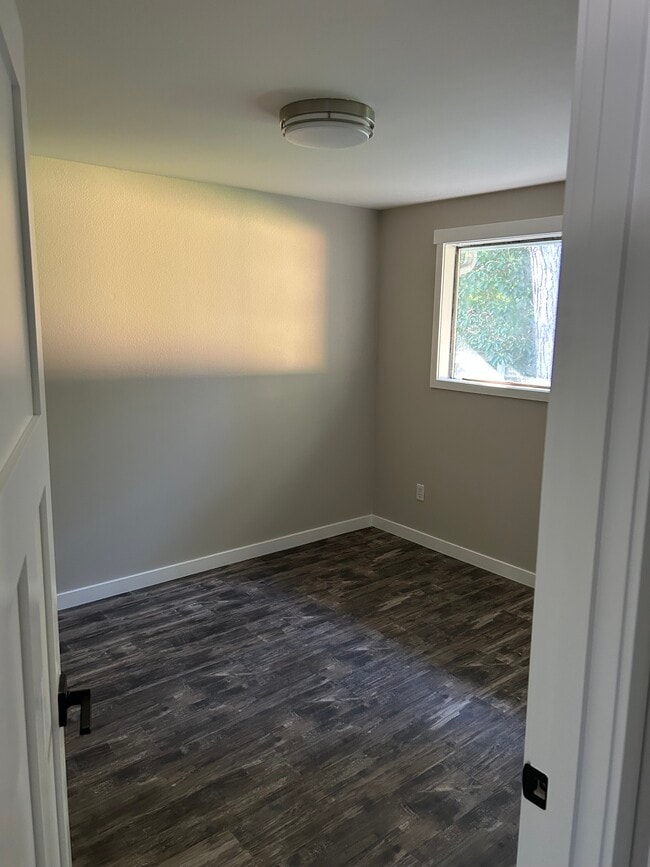 Photo - 1602 E Hazel Ave