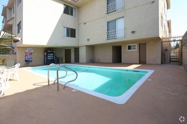 Photo - Royal Garden at Kittridge