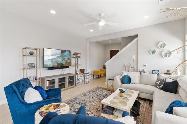 Photo - 1514 Arcilla St