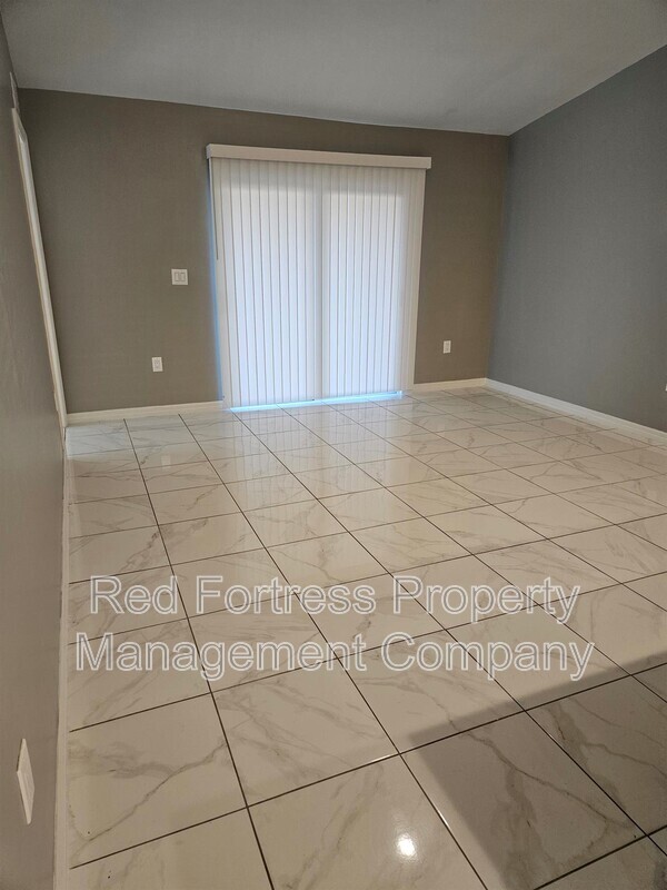 Photo - 310 Gordon Ave S