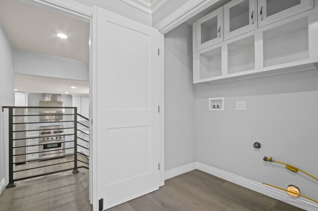 Photo - 536 Short St