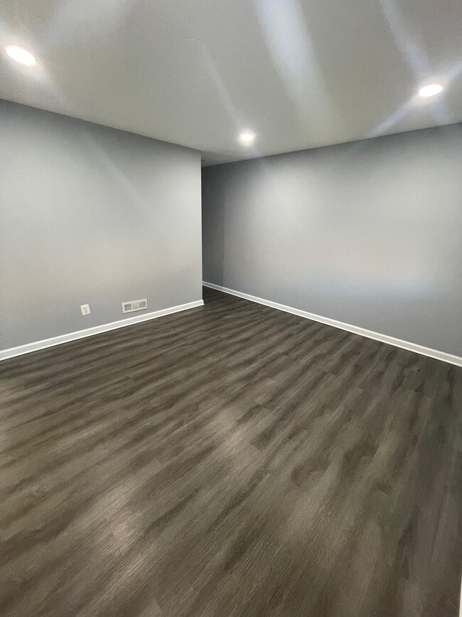 Photo - Yale Heights