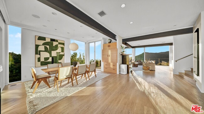 Photo - 2915 Tuna Canyon Rd