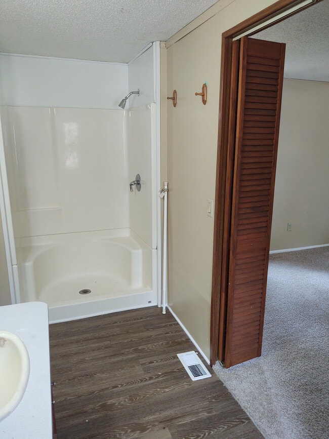 Photo - 2423 Asa Whitaker Wy