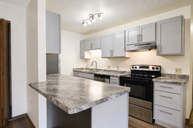 Photo - Murdock Apartments
