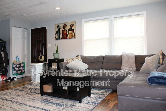 Photo - 1806 Palmer Park Rd