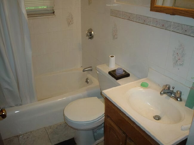 Photo - 59 Linden St Unit 1