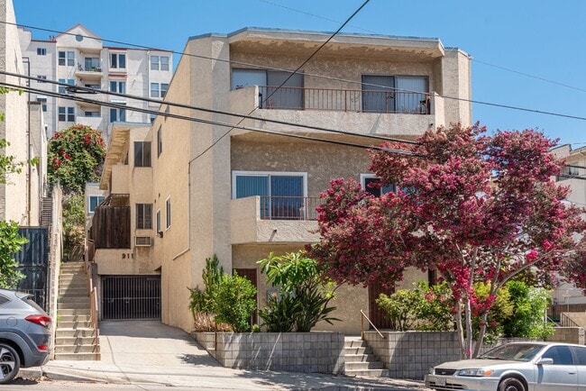 Building Photo - 911 W College St Unit 911 W College St Apt 2 Los Angeles CA 90012