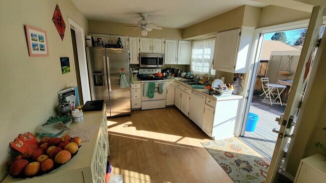 Photo - Spacious 4-bedroom, 3.5-bathroom townhome ...