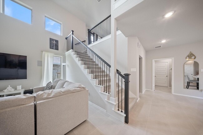 Photo - 8919 Oak Ivy Ln