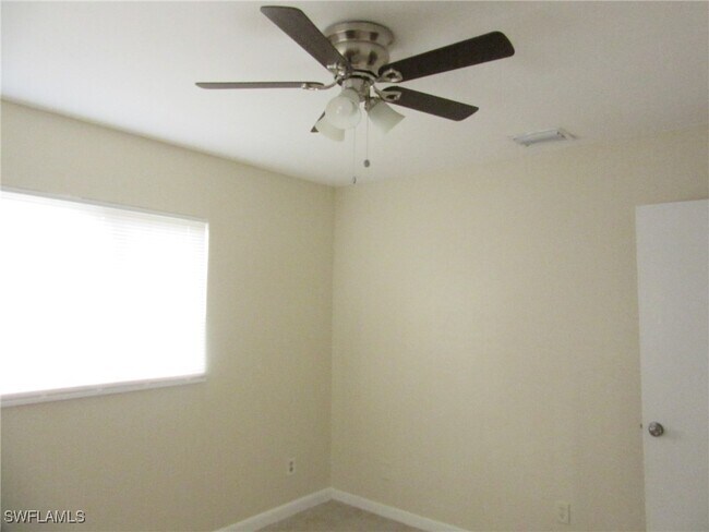 Building Photo - 3215 Skyline Blvd Rental