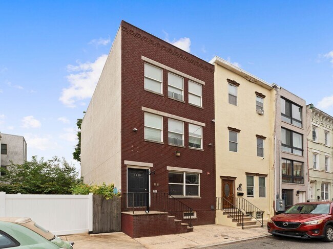 Photo - 1910 N Gratz St Unit A