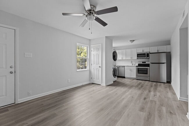 Building Photo - 2128 S Roxboro St Unit B