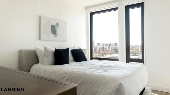 Photo - 1007 S Mint St Unidad 826