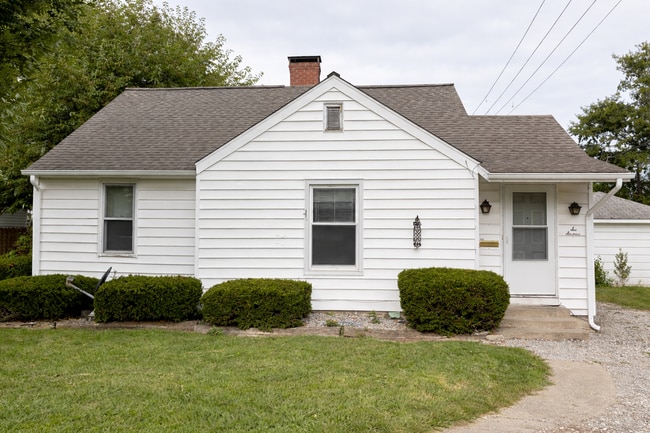 Building Photo - Spacious 2-bed, 1-bath house in Bluffton!