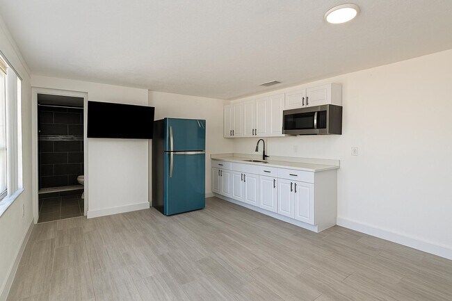 Photo - 5525 Quist Dr