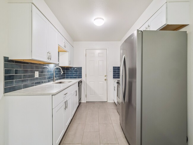 Photo - 6017 W Jefferson Pl