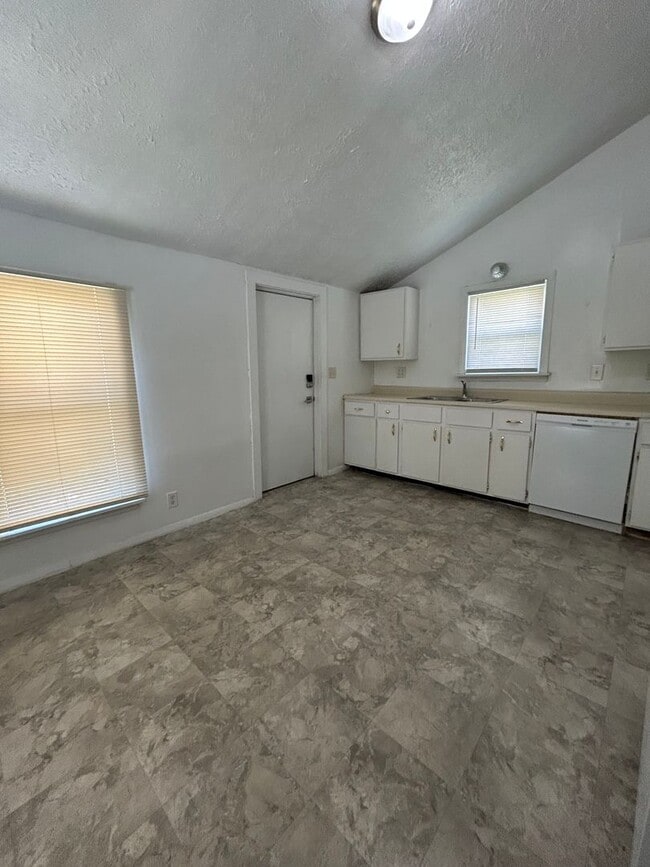 Photo - 1402 Alabama St Unidad 1402 Alabama Street #1