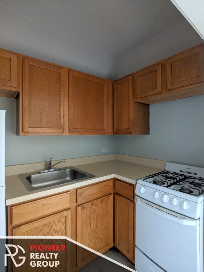 Photo - 1154 N Dearborn St Unit #1164-407