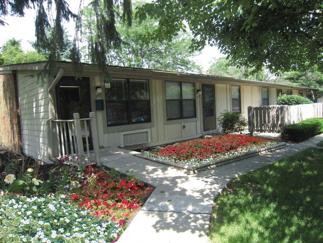 Building Photo - The Meadows