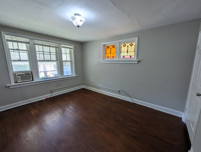 Building Photo - 4508 Pennsylvania Ave Unit 2N