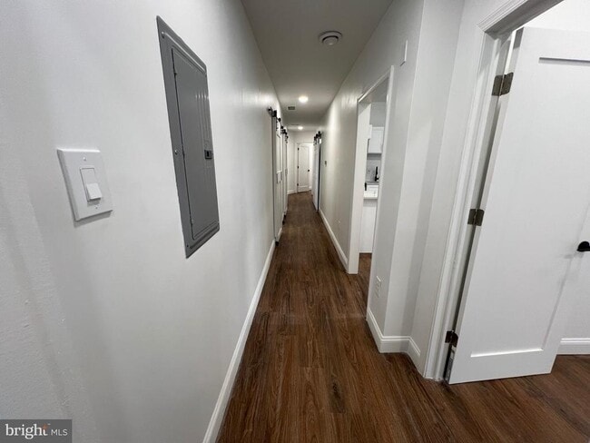 Photo - 2145 Elkins Ave Unit B