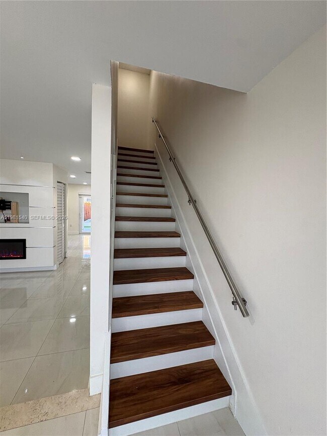 Photo - 5261 NW 190th St