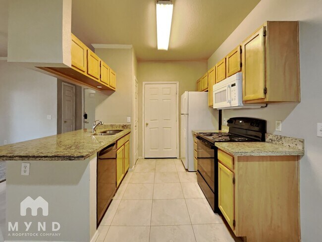 Photo - 5401 E Van Buren St Unidad 1042