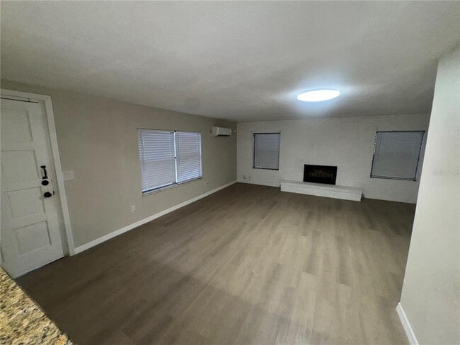 1111 Romano Ave