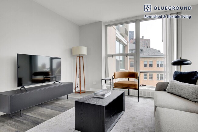 Photo - 5600 N Sheridan Rd Unidad FL5-ID657