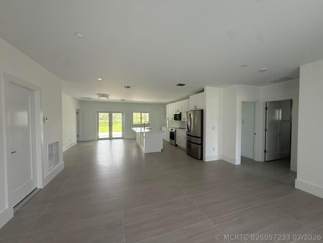 Photo - 11222 61st St N