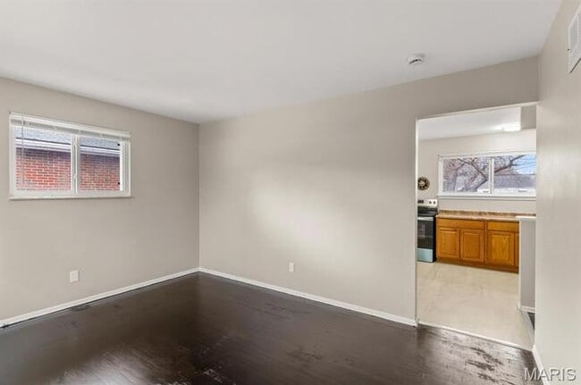 Photo - 1223 Reale Ave