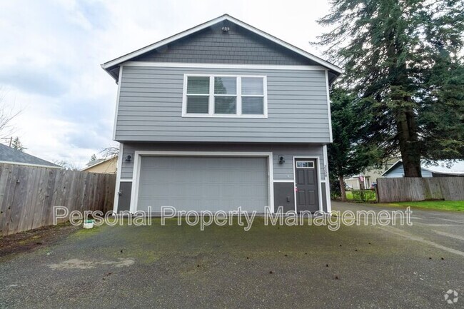 Building Photo - 3308 E 24th Cir Rental