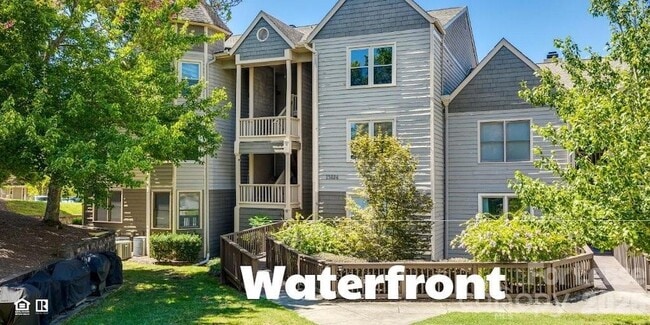 Photo - 13822 Queens Harbor Rd Unit D