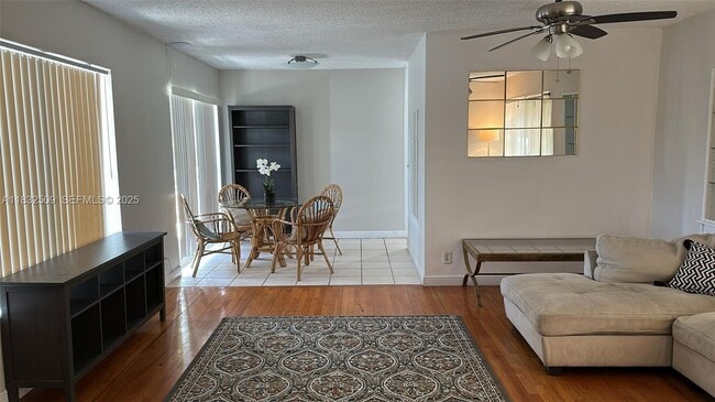 Photo - 90 Isle of Venice Dr Unit 9