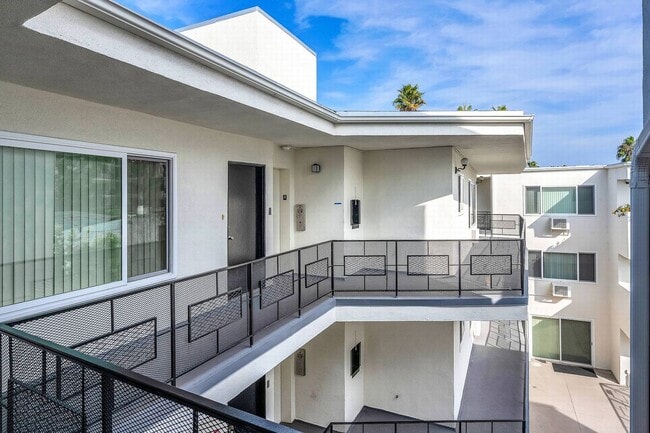 Photo - North of Sunset, Large 1 bed unit Unidad 14