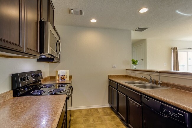 Photo - Beautiful 1 Story Home!