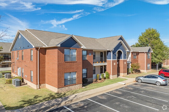 Photo - Edmond at Twenty500