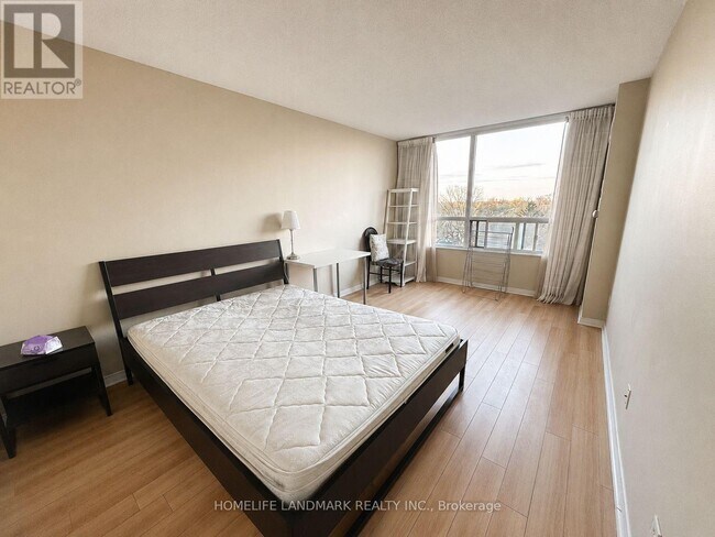 Photo - 238 Doris Ave Unit 1105