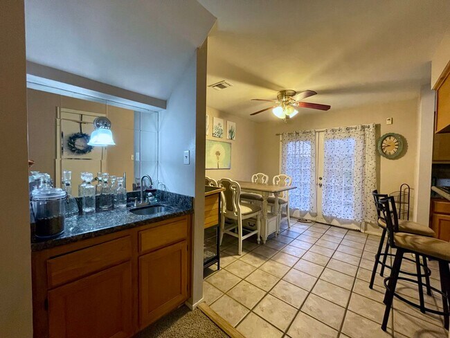 Photo - END OF JULY PRE-LEASE  2 Bed, 2.5 Bath Condo Near Campus On Bus Route!