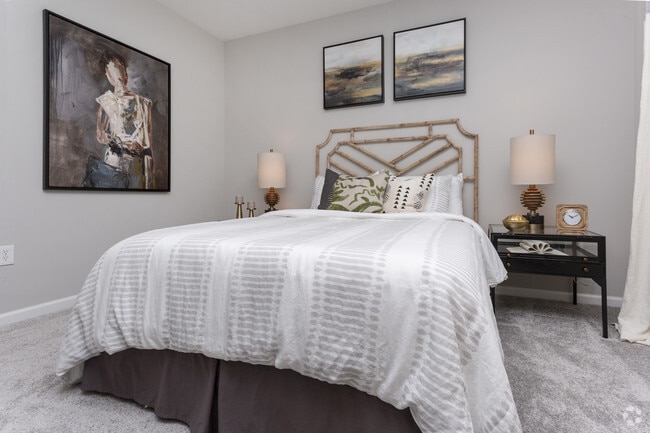 2BR, 2BA - 1399 SF