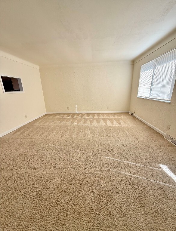 Photo - 206 Liberty Dr